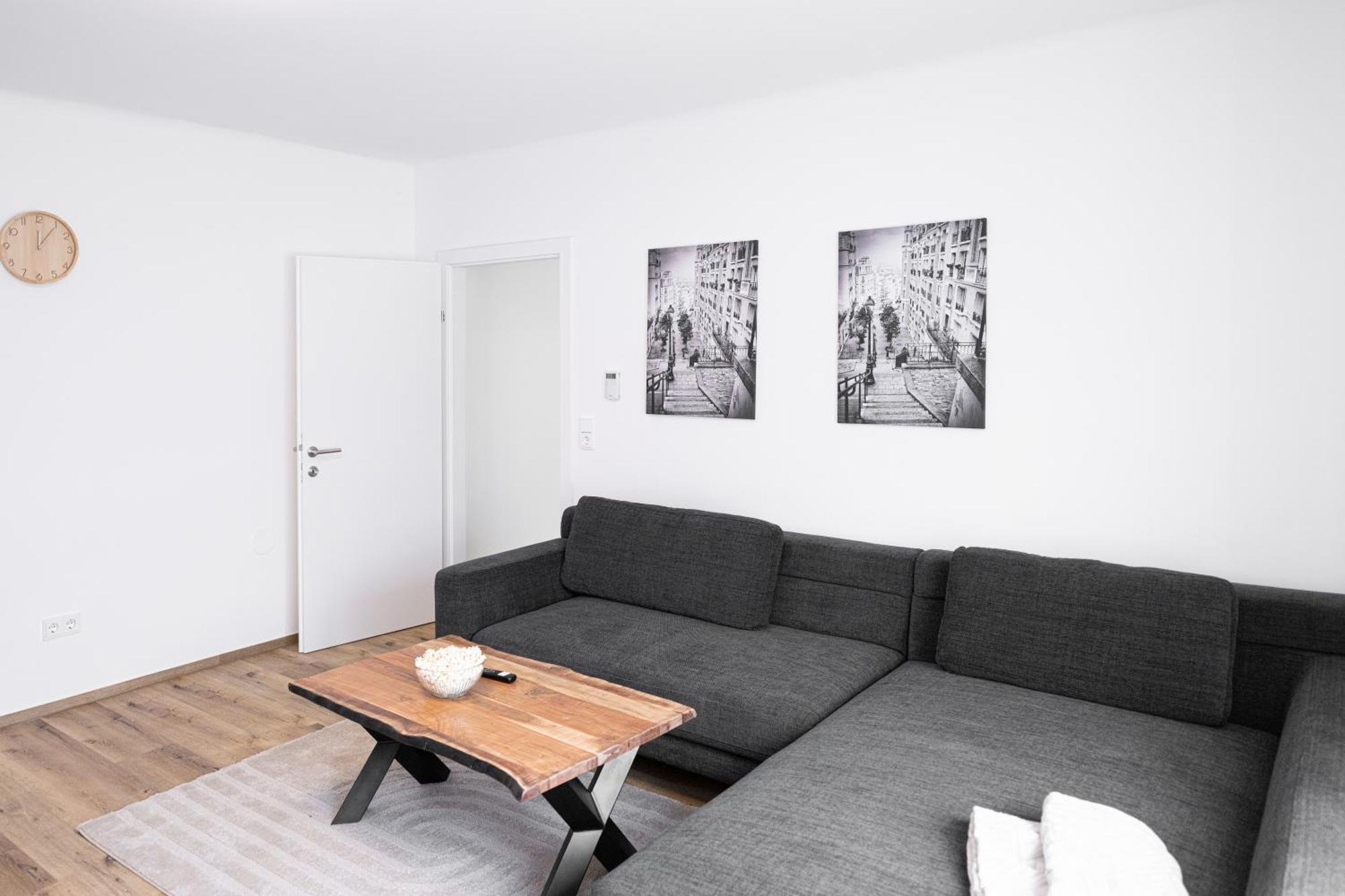 Luxury Sedda Bed, Nespresso, Netflix *