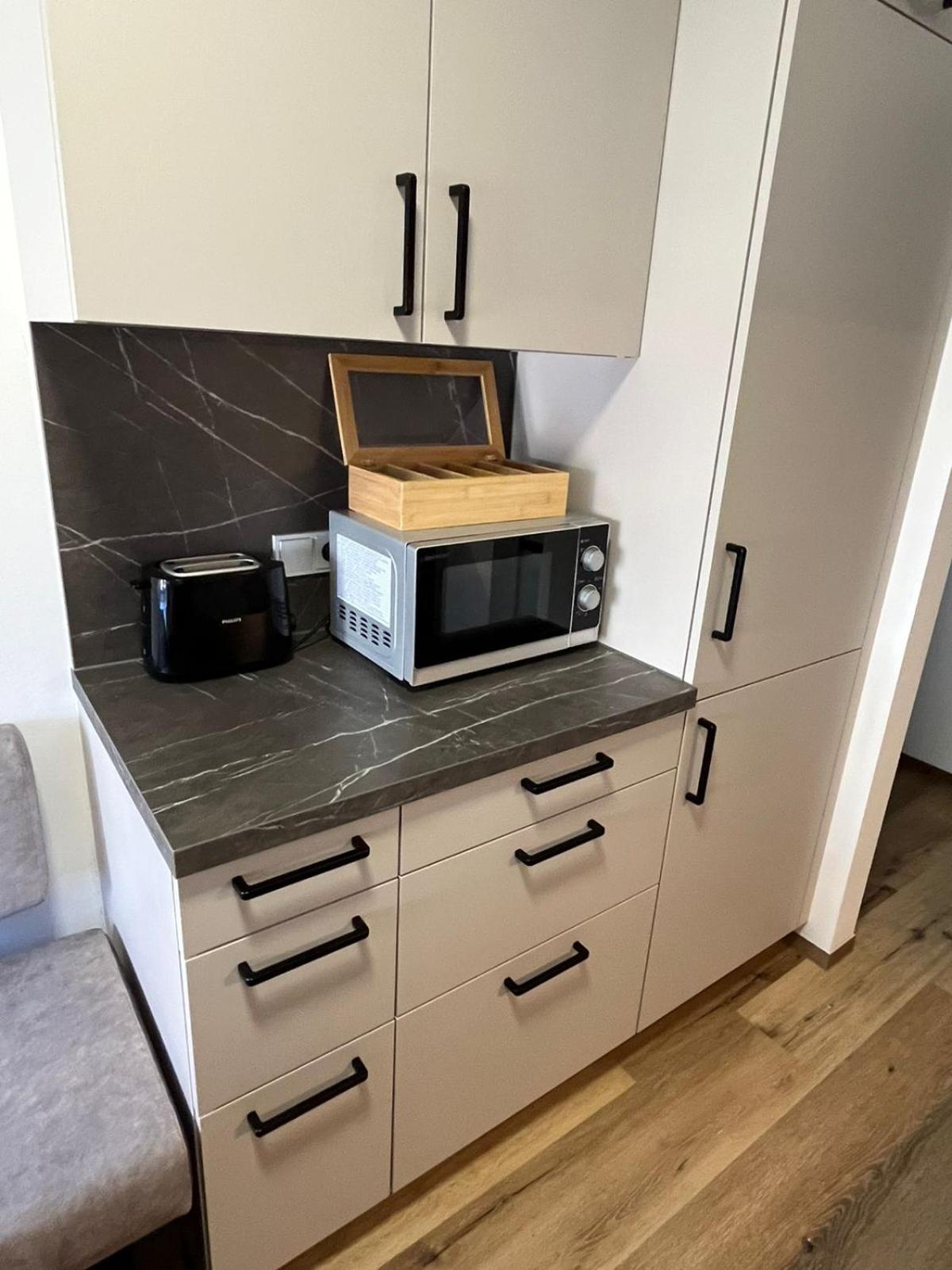 Luxury Sedda Bed, Nespresso, Netflix